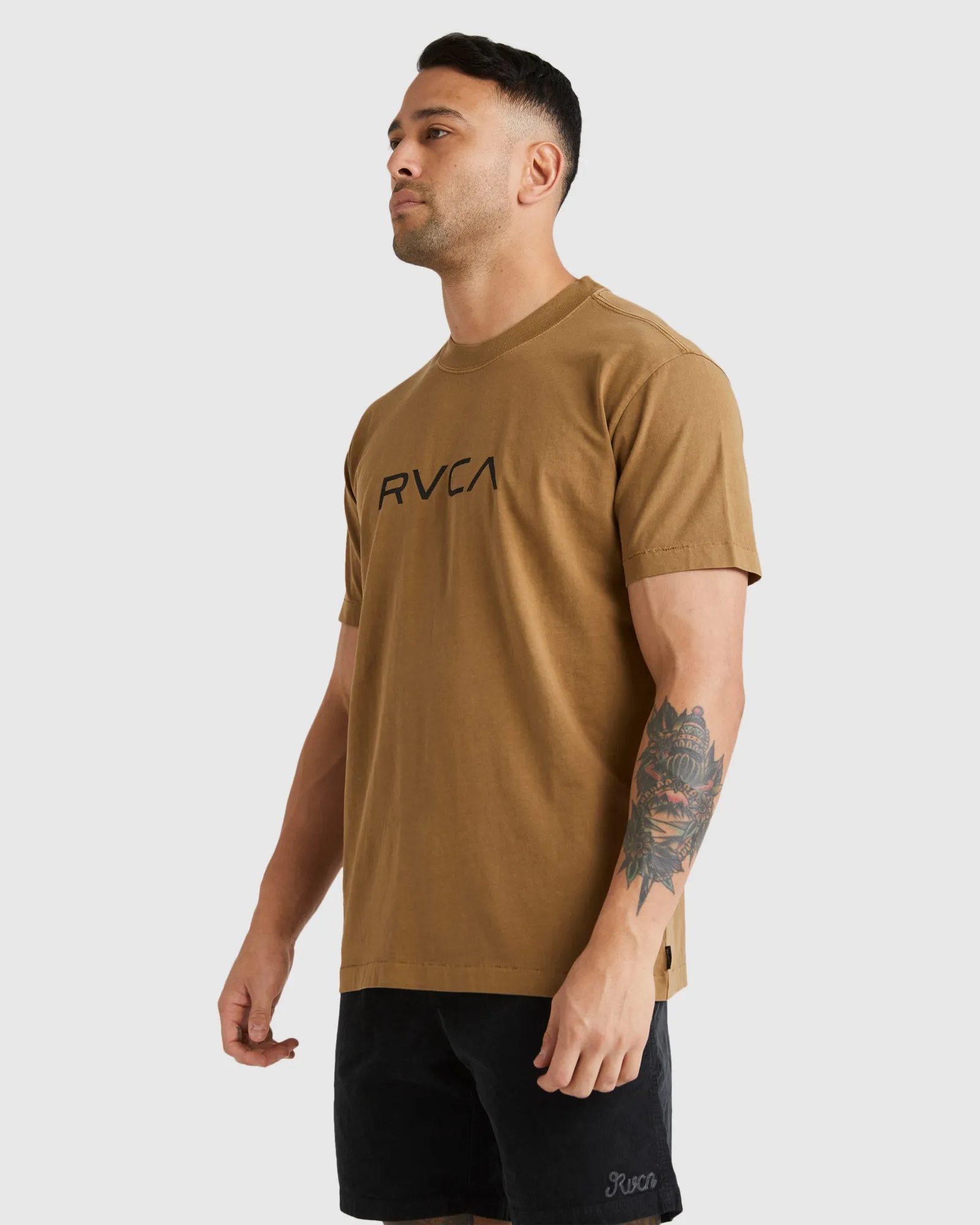 BIG RVCA WASHED SS TEE