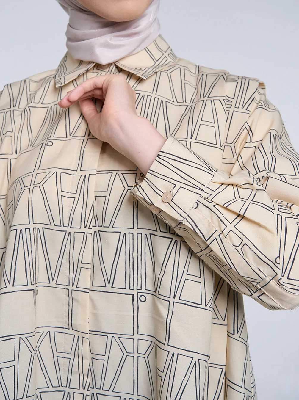 ERINA PLEATED TOP CHALK
