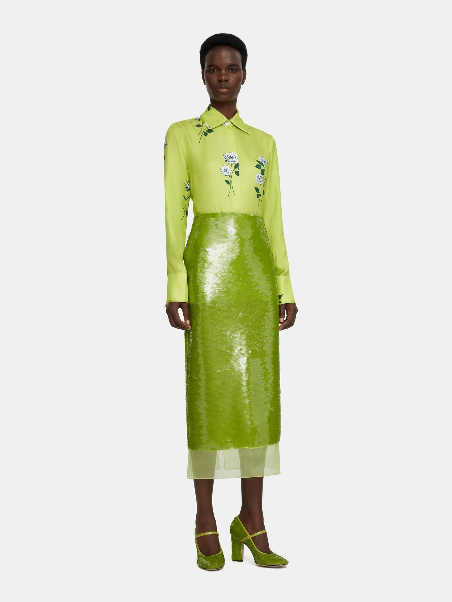 Indu shirt in rose stem on lime silk twill