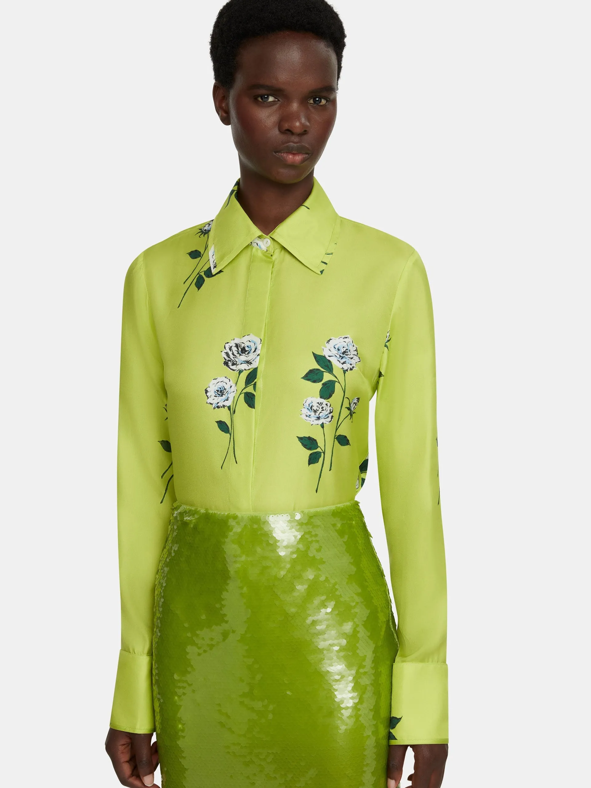 Indu shirt in rose stem on lime silk twill