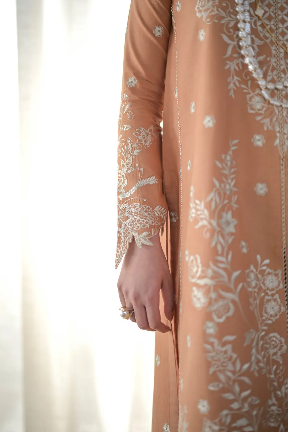 Luxury Lawn Vol 2 '24 - Peach Sand - Nel-24614 (Rts)