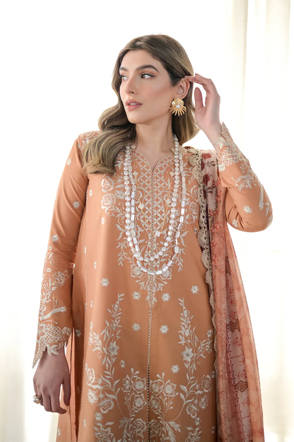 Luxury Lawn Vol 2 '24 - Peach Sand - Nel-24614 (Rts)