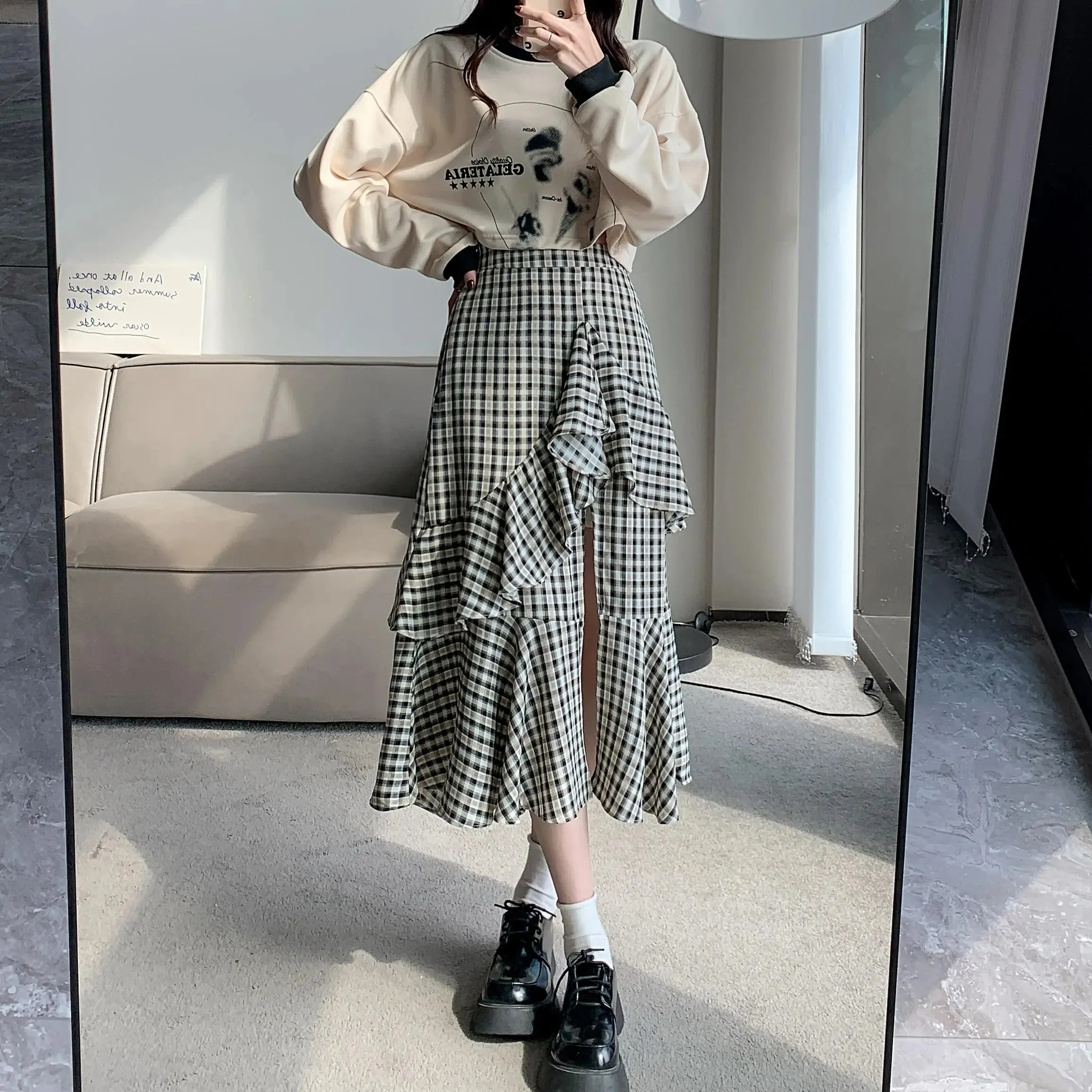 Vevesc Women's Plaid A-line Skirt Vintage Y2k 90s Aesthetic Asymmetrical Skirt Harajuku Korean Elegant Skirts 2000s Clothes 2024 Summer