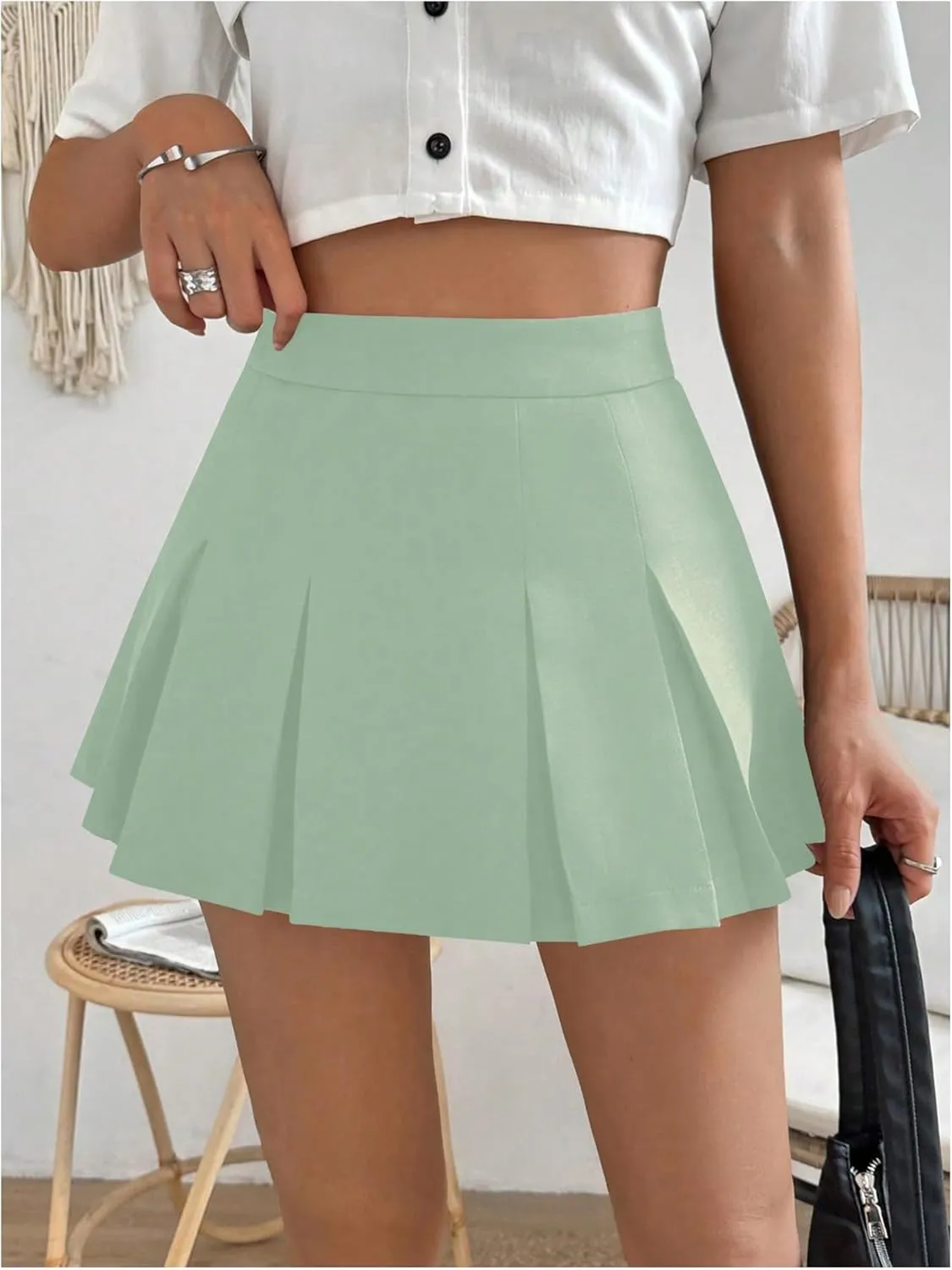 WDIRARA Women's High Waisted Pleated Skirt Skater A Line Mini Uniform Skirt